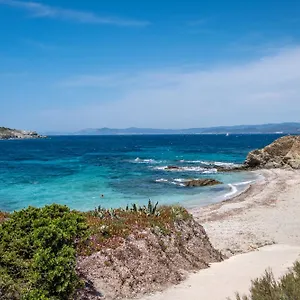 Appart hôtel De L'helios - Ile Des Embiez Six-Fours-les-Plages